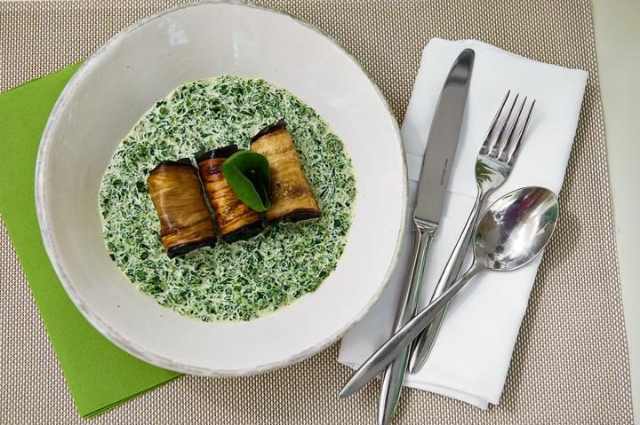6 вкусных способов приготовить рулетики из баклажанов