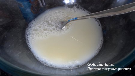 Манты в томатном соусе