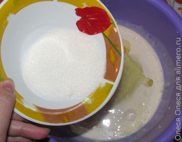 Вкусные творожные кексы со смородиновым джемом