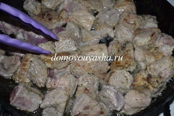 Гуляш из свинины на сковороде без томатной пасты рецепт