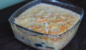 залить яйцами