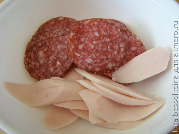 пицца картофельная, сосиски пицца картофельная, сосиски
