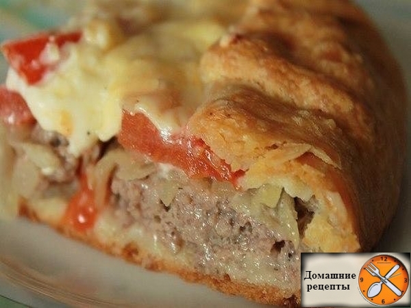 Открытый мясной пирог с картофельным тестом