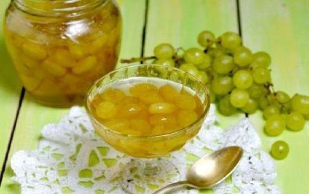 Виноград и груши