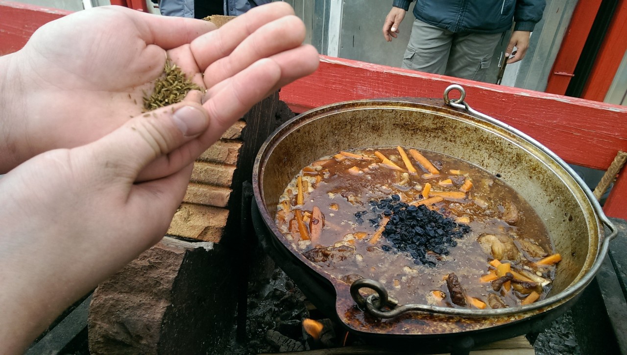 Первомайский плов на работе еда, юмор