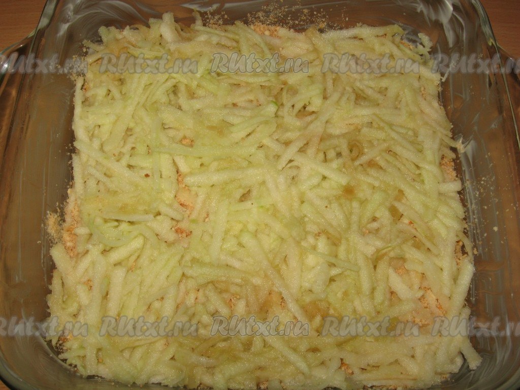 Яблочный пирог с корицей "Скороспелка"