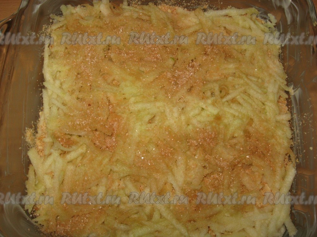 Яблочный пирог с корицей "Скороспелка"