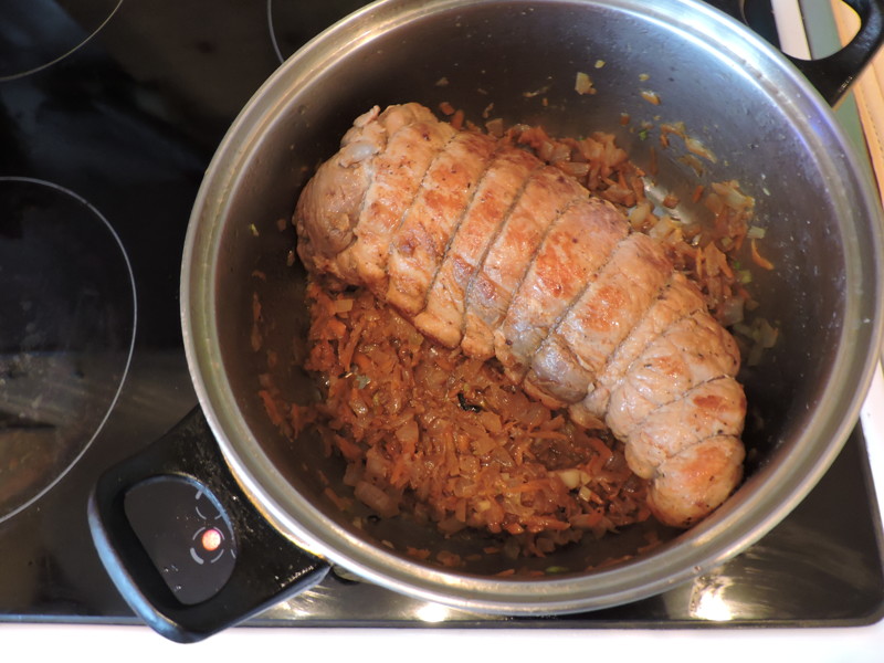 Выложить на овощную подушку мясо Выложить на овощную подушку мясо еда, мясо, своими руками, сделай сам