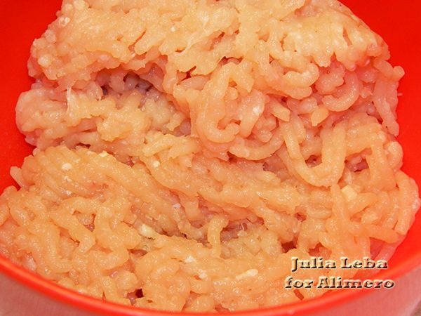 Нежная домашняя колбаса из куриного филе
