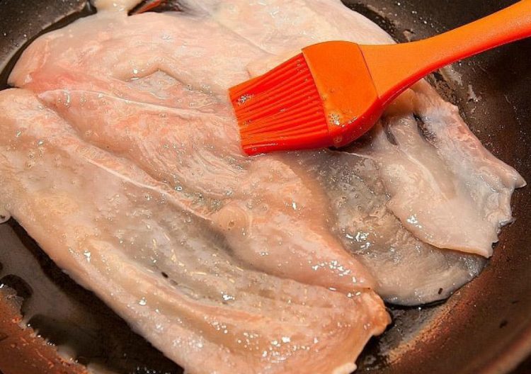 Куриная грудка запечёная слоями