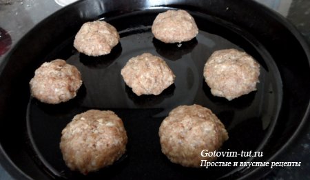 Котлеты в духовке под шубой Котлеты в духовке под шубой
