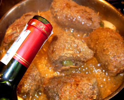 Острые мясные рулеты с соответствующим подходом к их приготовлению